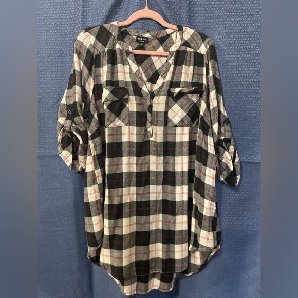 Women’s Torrid 2X flannel 3/4 sleeve blouse used good condition plaid. - Picture 1 of 8
